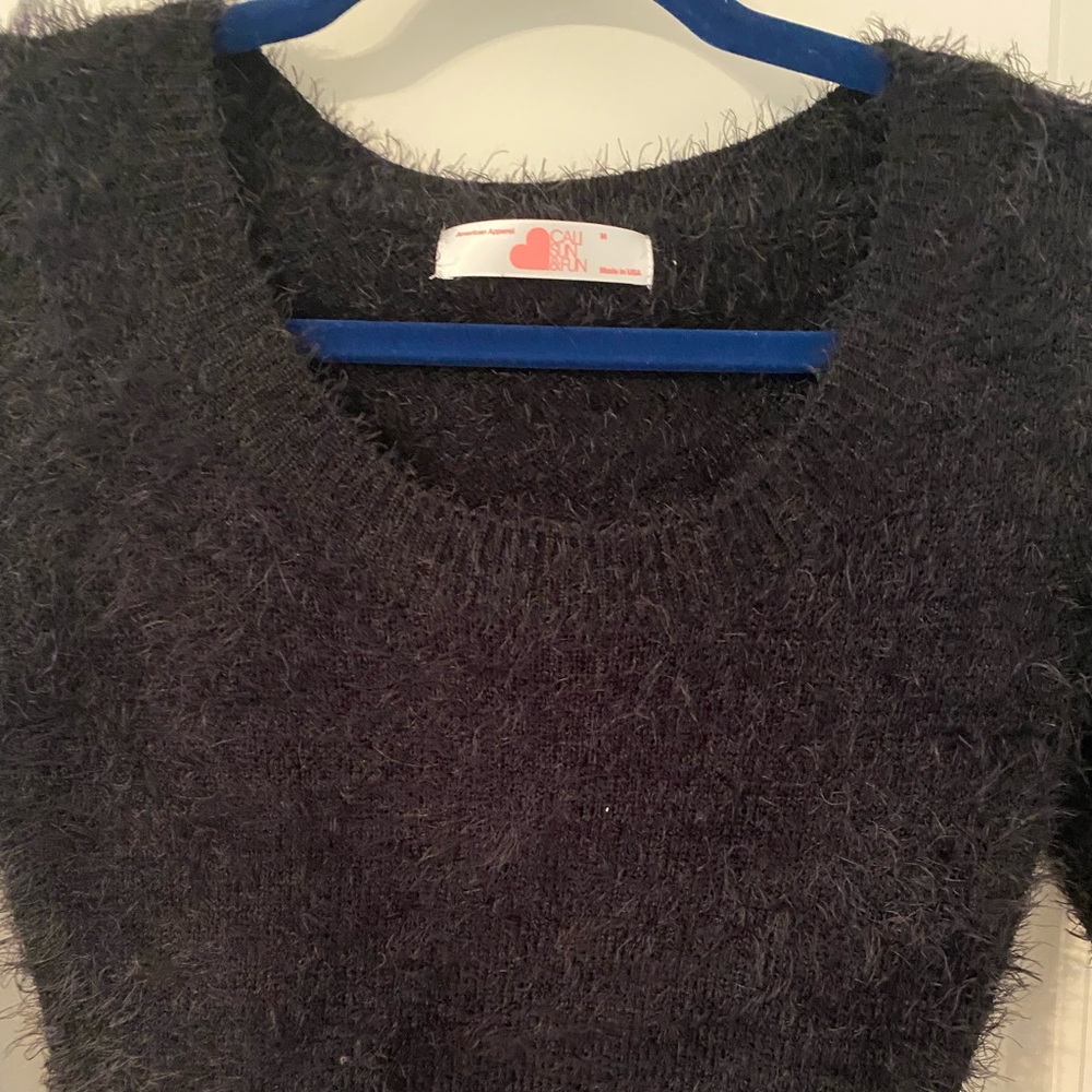 Crop fuzzy sweater